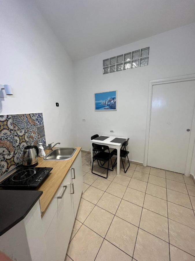 Romeo'S Maison Apartment เนเปิลส์ ภายนอก รูปภาพ